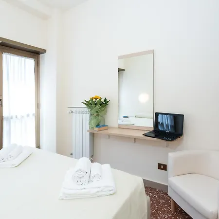 Casa Adele ゲストハウス ローマ