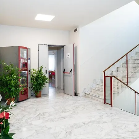 ゲストハウス Casa Adele ローマ